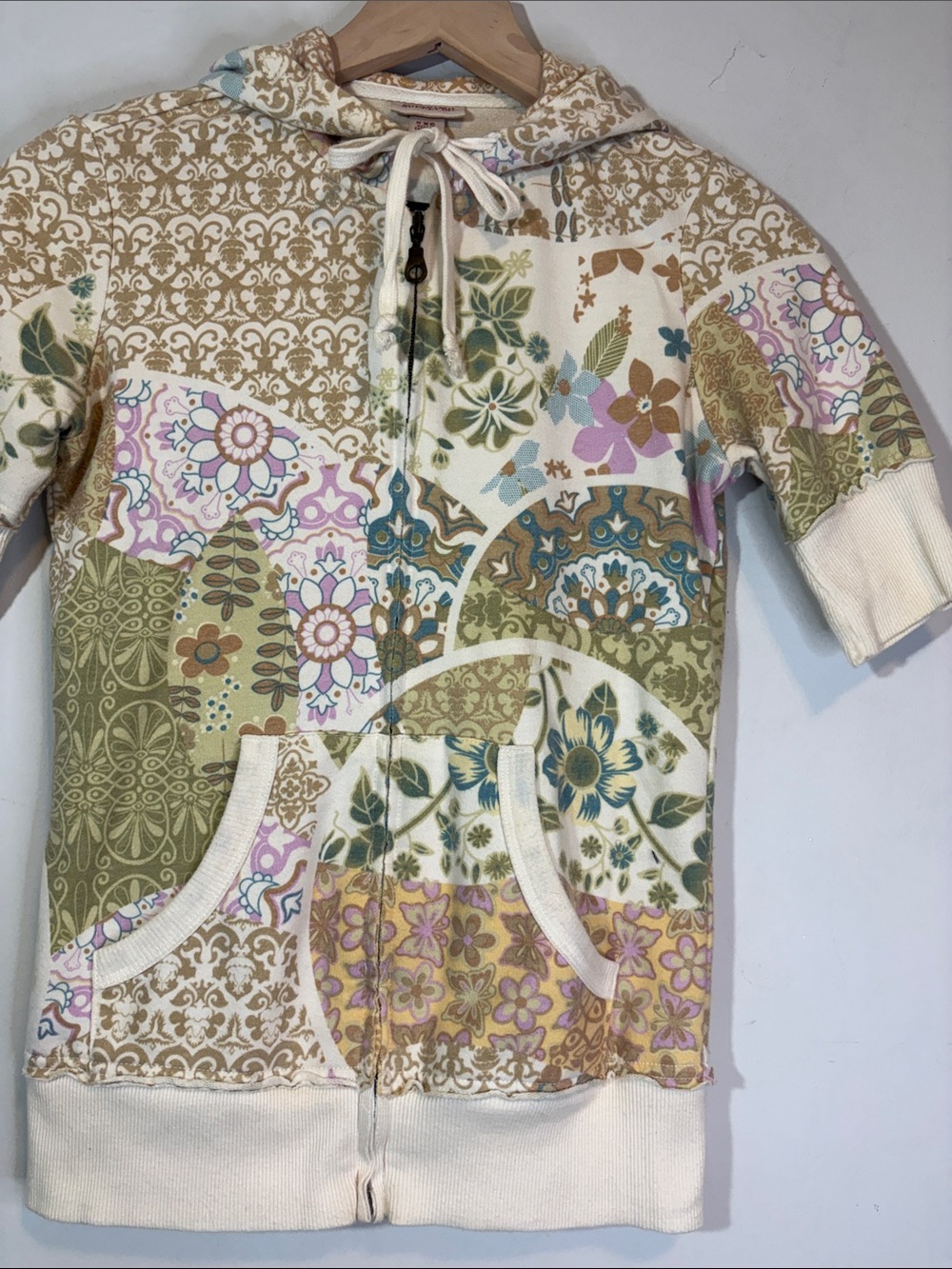 Y2K Era Butterfly Whimsy Whimsical Print Short Sleeve Full Zip Hoodie Mossimo XS